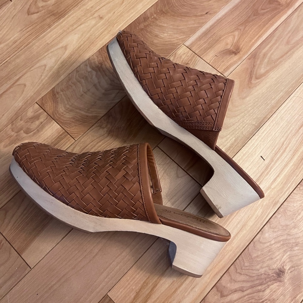 Madewell Brown Woven Leather Clogs